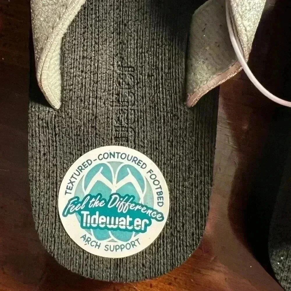 Toddler Size 11-12 Tidewater Silver Sparkling Loop Flip- Flops